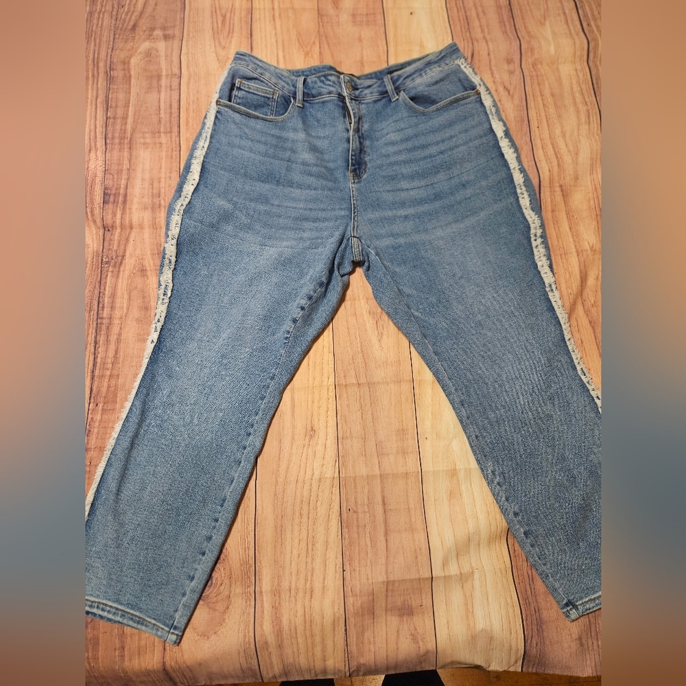 Judy Blue Size 20w